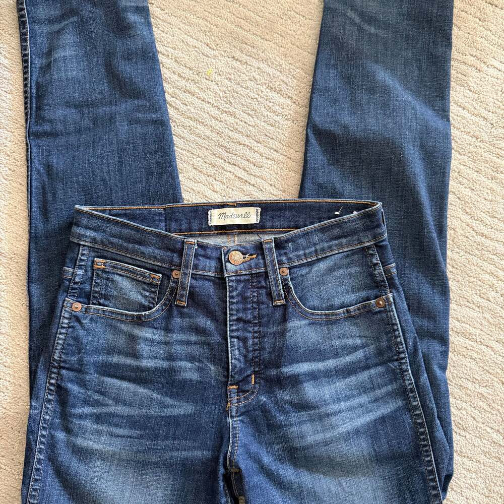 Slim Straight Jeans in William Wash